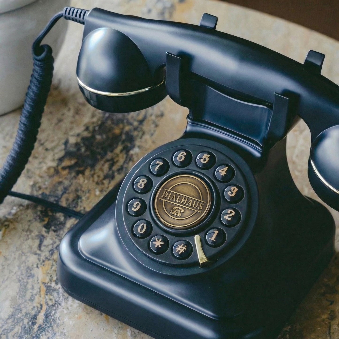 Dialhaus™-The Call of Vintage